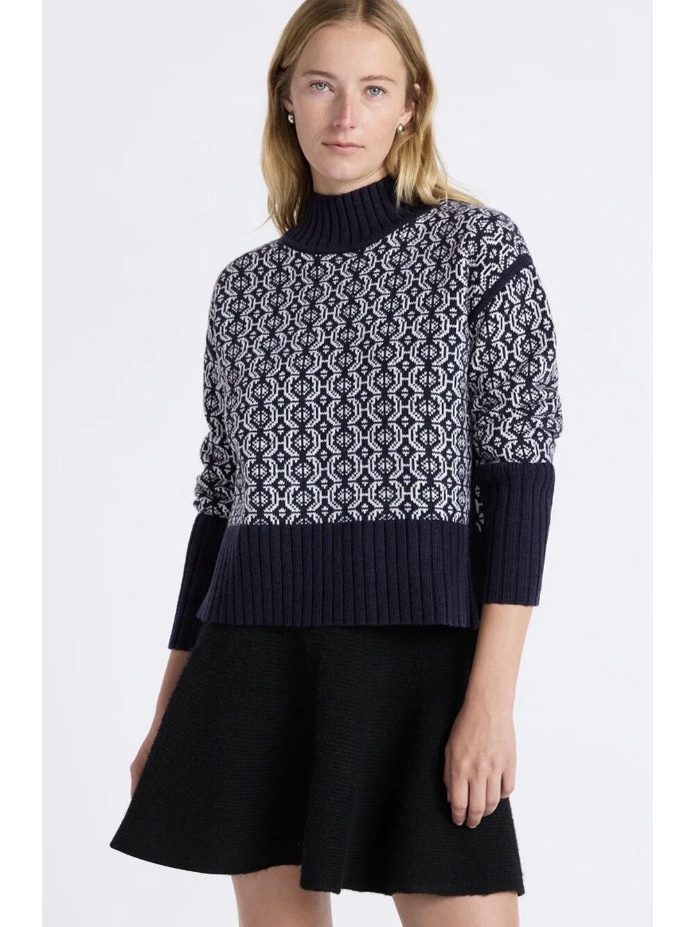 Free Assembly Women’s XXL Mock Neck Sweater Geo Darkest Navy Pullover